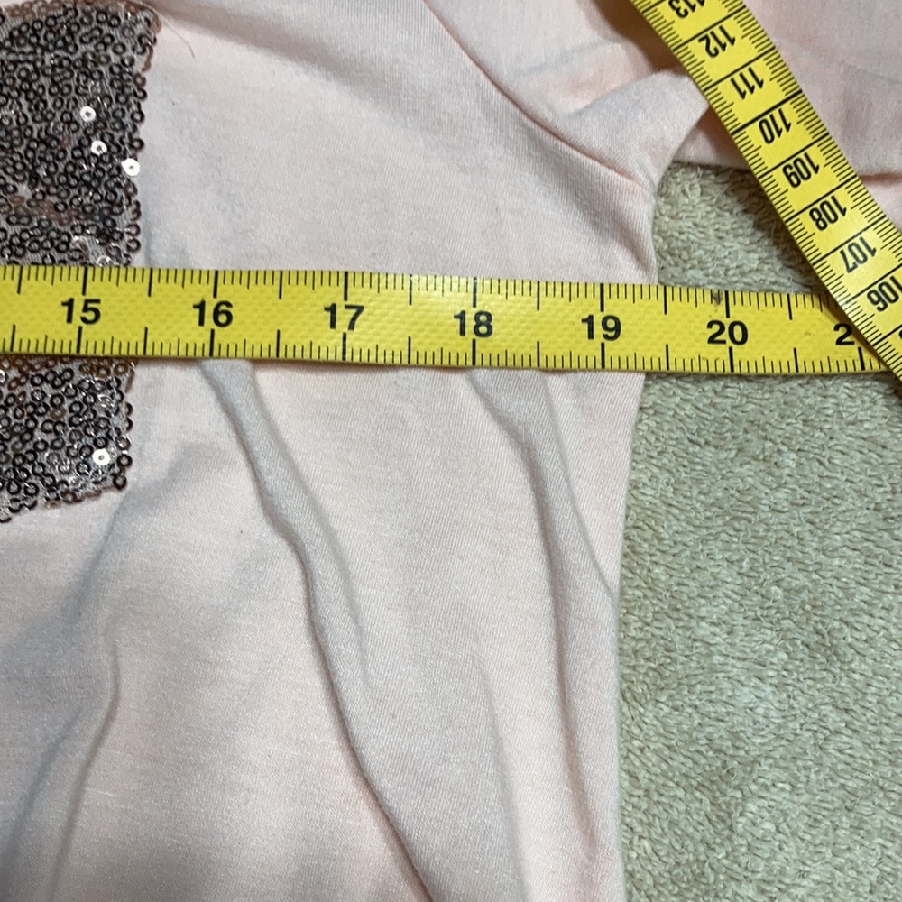 Women’s Top - Picture 5 of 6